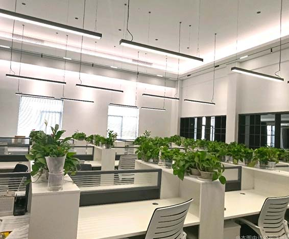 比芙肉食上?？偛哭k公室空調(diào)